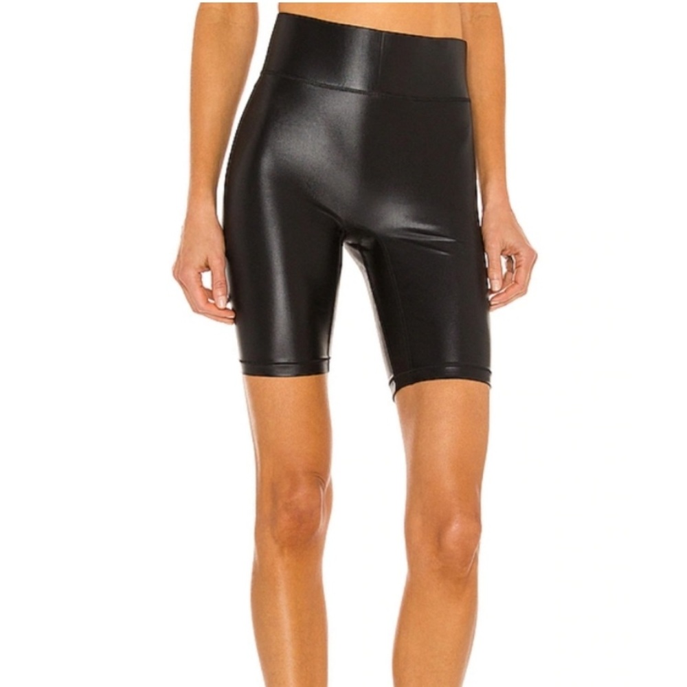 All access biker shorts